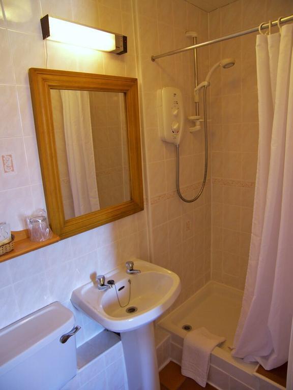 Bed and Breakfast Ardleigh House Эдинбург Номер фото